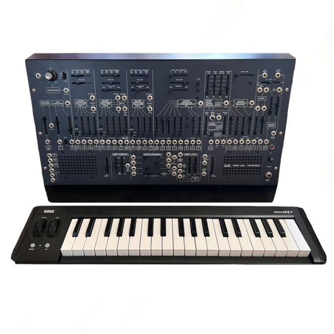 SINTETIZADOR SEMI MODULAR KORG ARP2600-M LTD