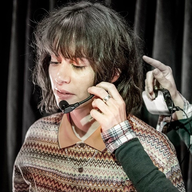 SISTEMA INALÁMBRICO MICRÓFONO DE DIADEMA SHURE SLXD14/SM35