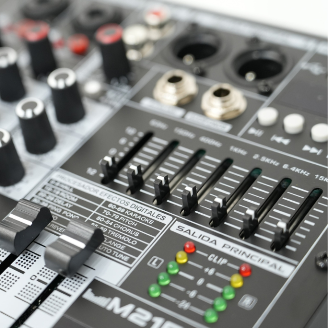 CONSOLA ANÁLOGA M21FX YAMAKI