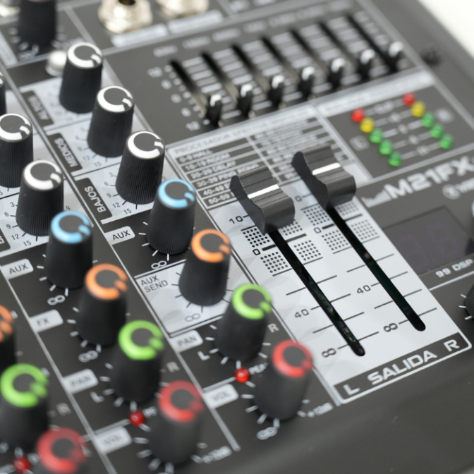 CONSOLA ANÁLOGA M21FX YAMAKI